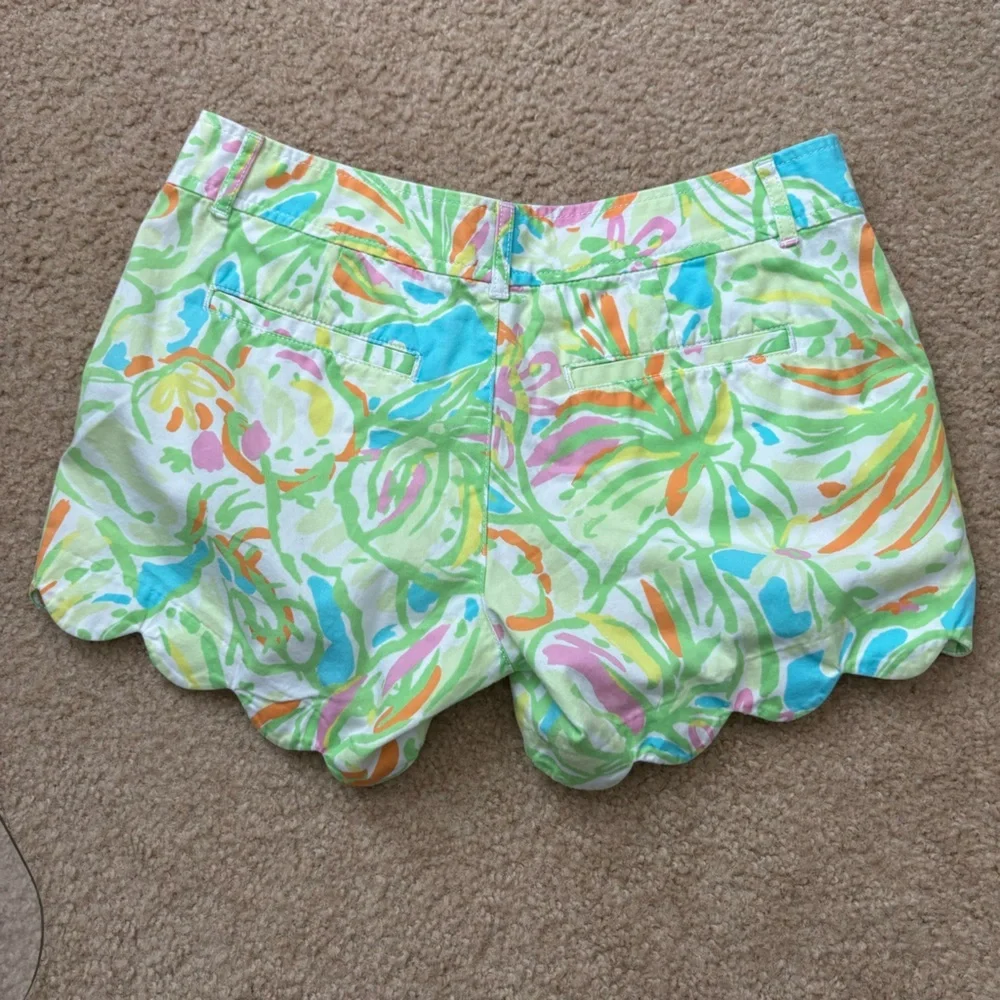 LILLY PULITZER Buttercup Shorts Shorley Blue Double Trouble Hem Sz 0 - Picture 2 of 9